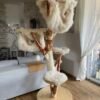 Katzenkratzbaum mit Fellbezug in der Farbe beige