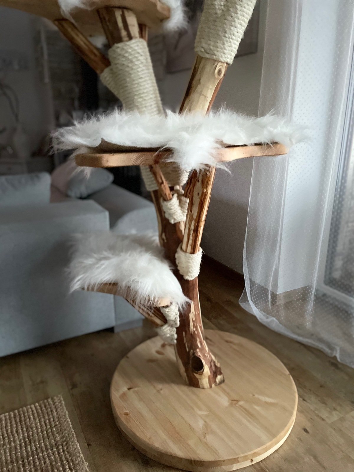 Kratzbaum weiß aus Massivholz