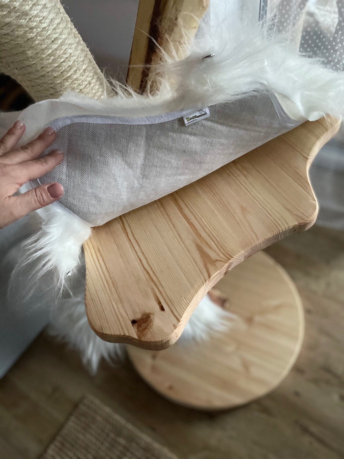 abnehmbare weiße Liegeflächen für Kratzbaum Vollholz