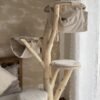 Holzkratzbaum Natur in der Farbe beige