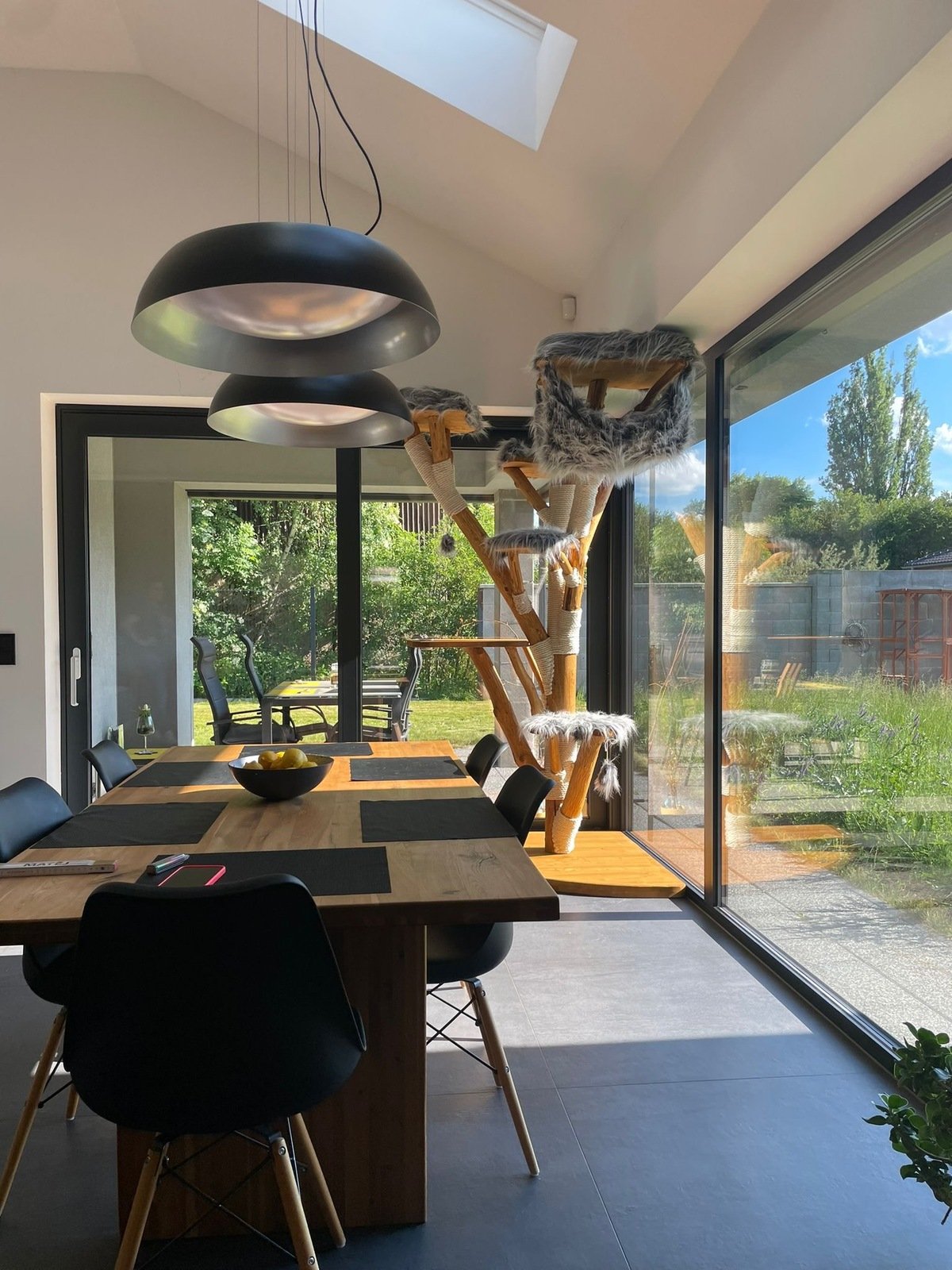 moderne designer Katzenbaum Vollholz