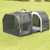schwarzer ausgeklappter Katzenrucksack und Katzentasche