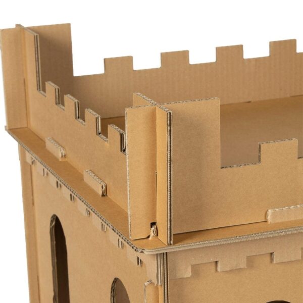 Katzenschloss aus Pappe (2)