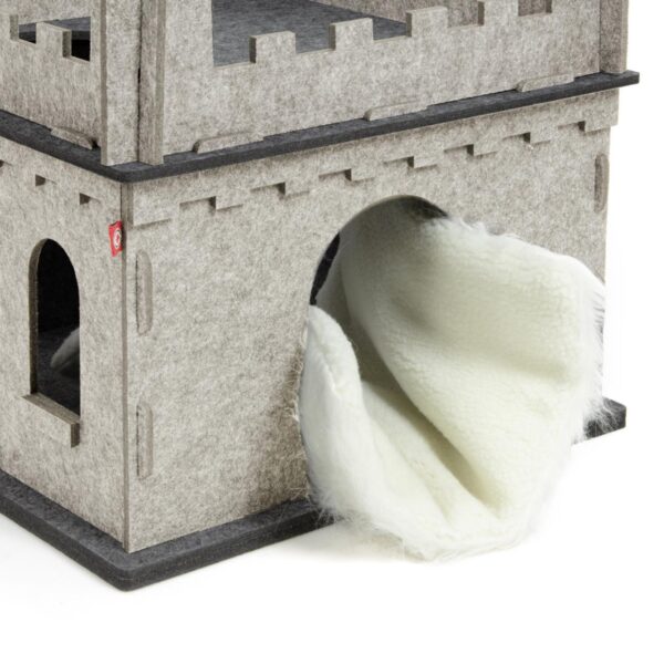 creme Katzenschloss